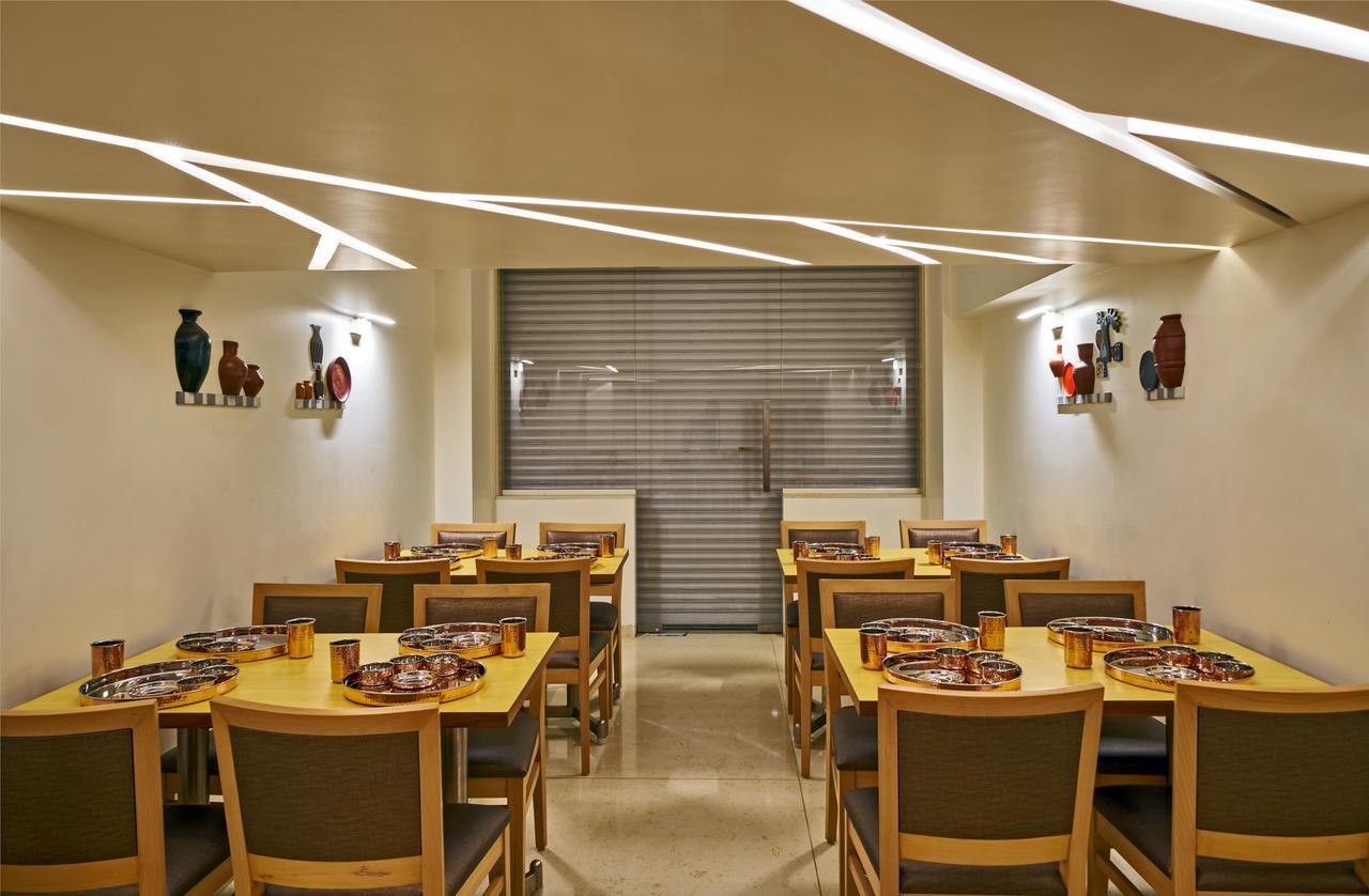 Hotel Atharv Top Rated Business Hotel In Kolhapur Exterior foto