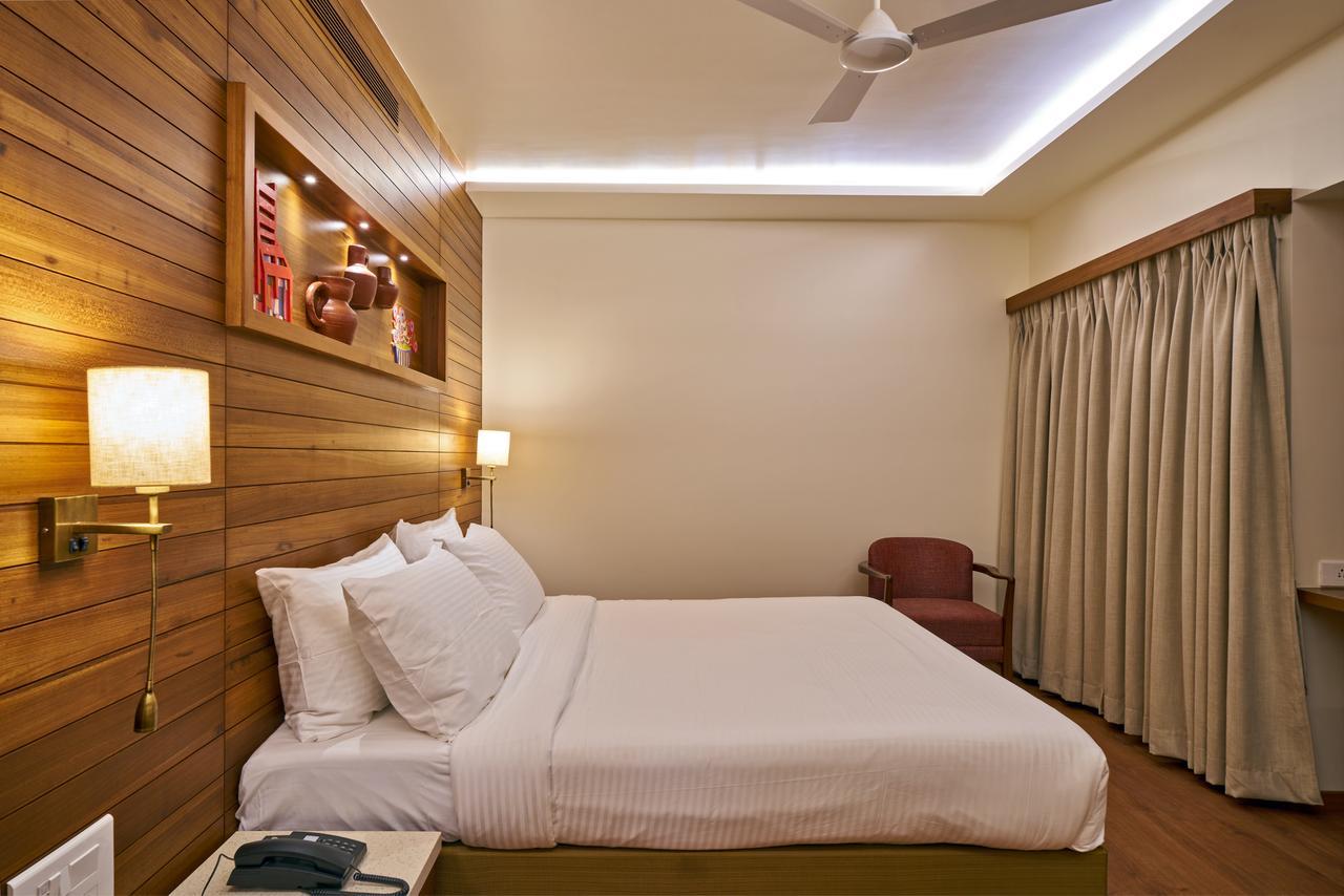 Hotel Atharv Top Rated Business Hotel In Kolhapur Exterior foto