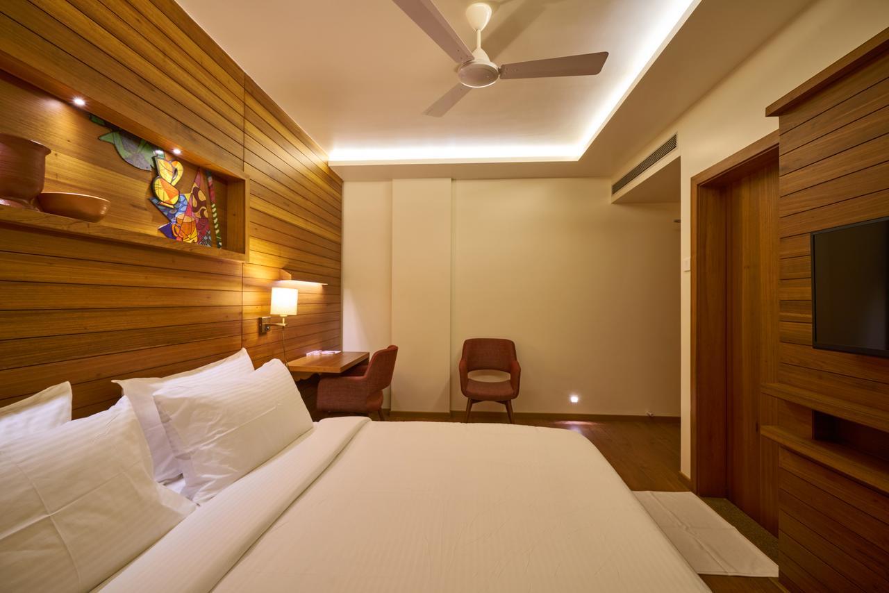 Hotel Atharv Top Rated Business Hotel In Kolhapur Exterior foto