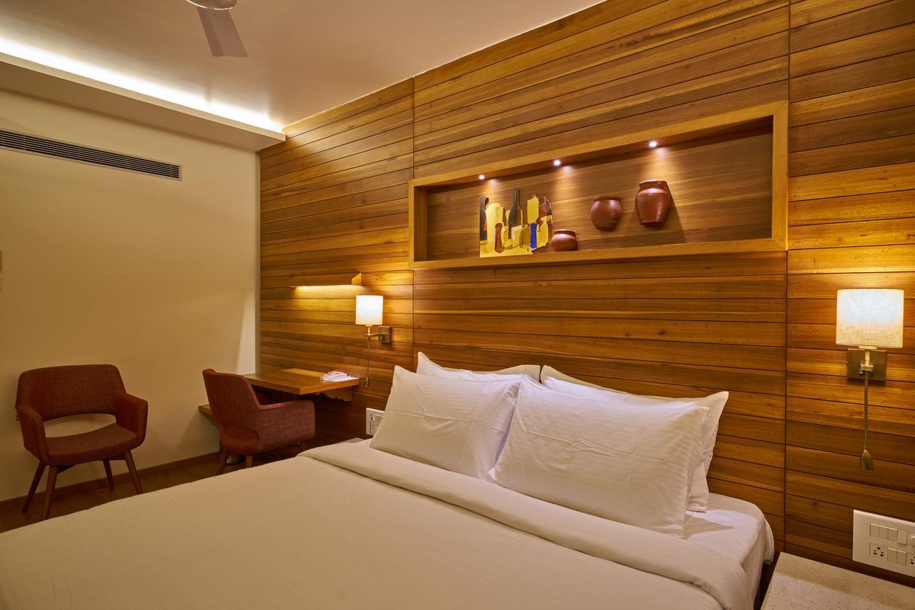 Hotel Atharv Top Rated Business Hotel In Kolhapur Exterior foto