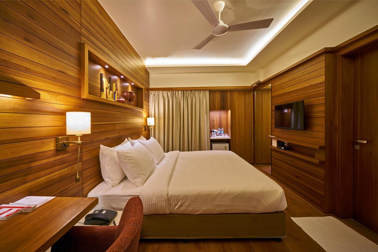 Hotel Atharv Top Rated Business Hotel In Kolhapur Exterior foto