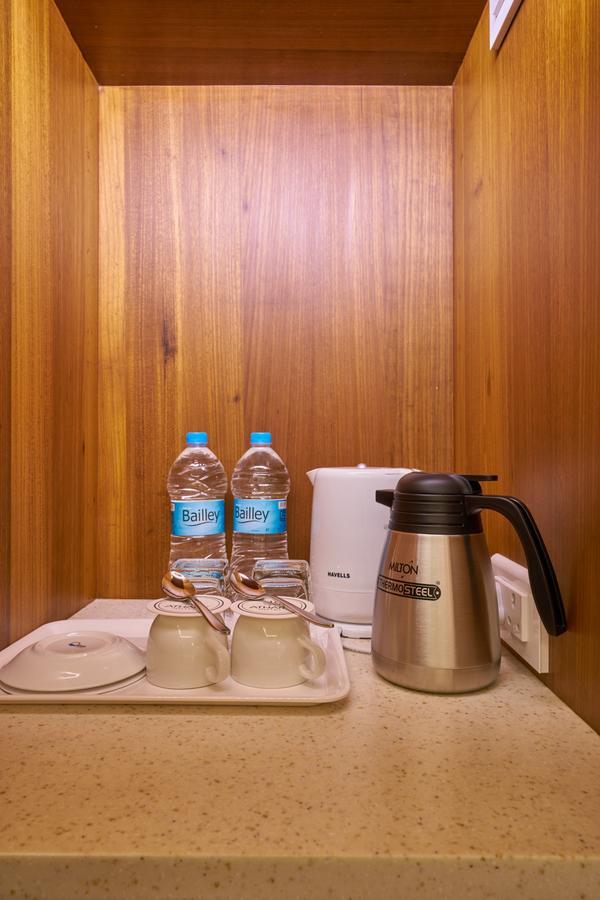 Hotel Atharv Top Rated Business Hotel In Kolhapur Exterior foto